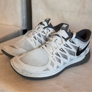 Nike Women’s Free Run 7.5